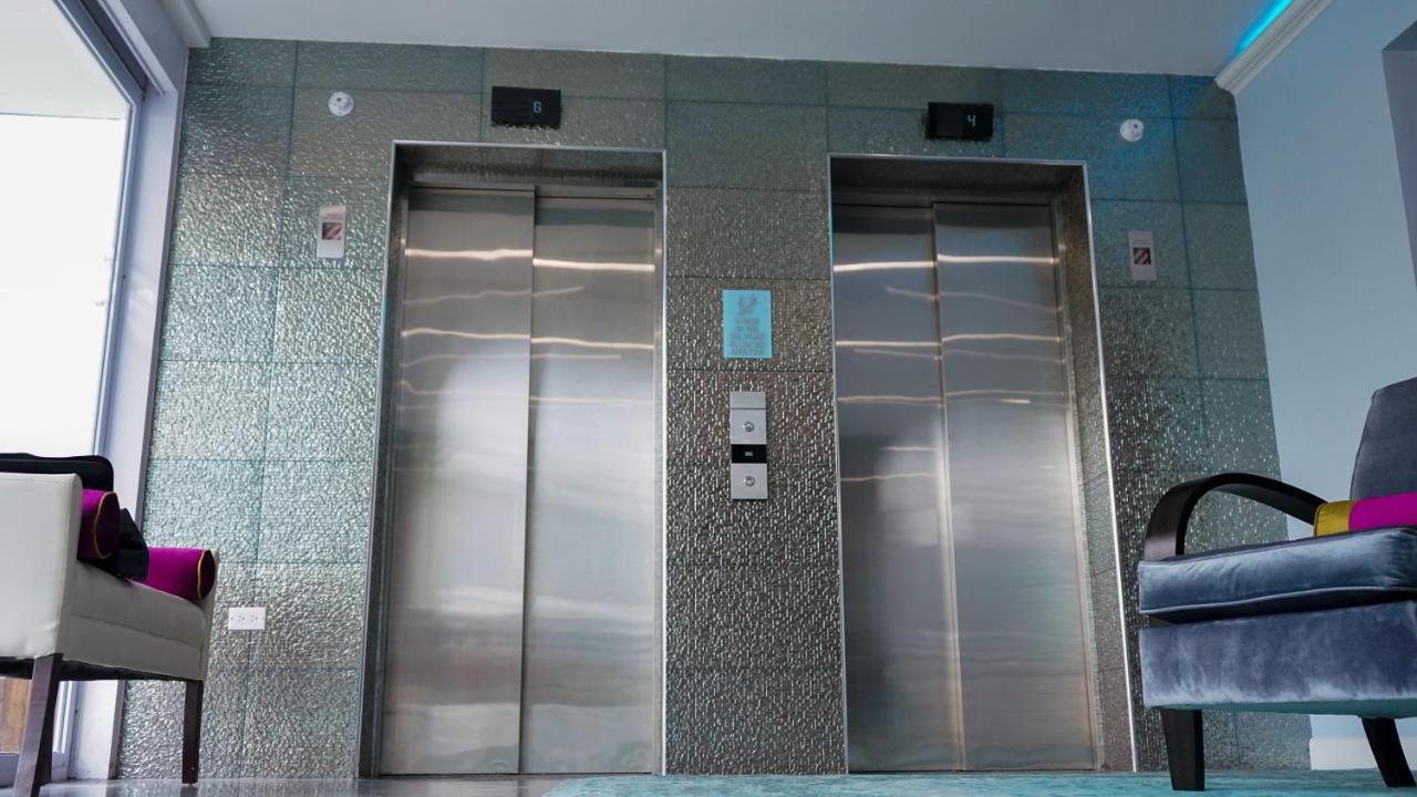 R Hotel キングストン エクステリア 写真